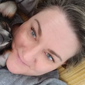 Meet your Posher, Robin